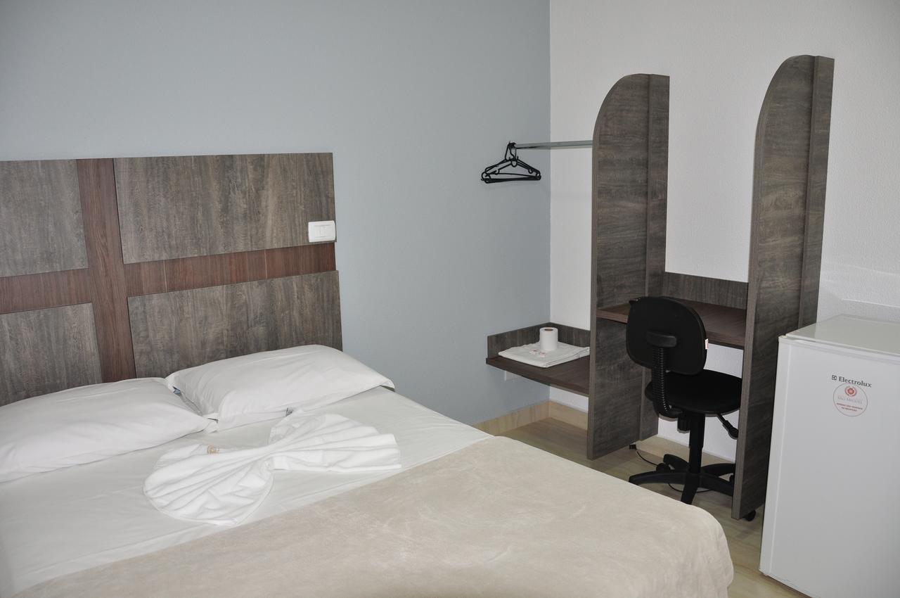 Hotel Sao Miguel Sao Miguel do Araguaia ภายนอก รูปภาพ