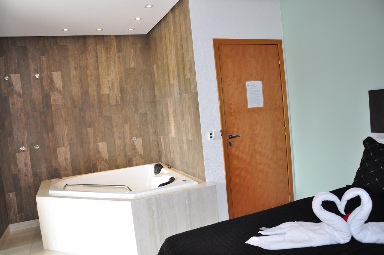 Hotel Sao Miguel Sao Miguel do Araguaia ภายนอก รูปภาพ